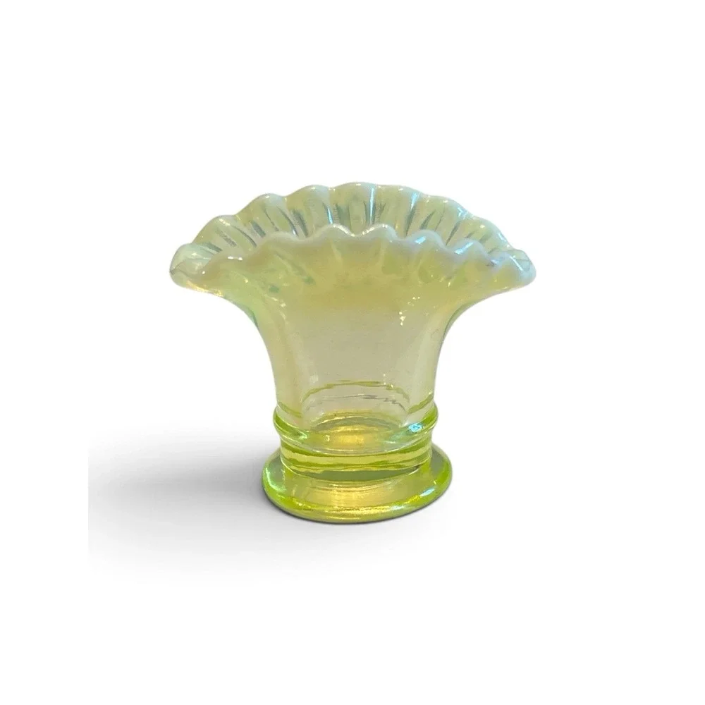 1940's Fenton Mini Fan Vase Topaz Opalescent Ruffled Edge Vaseline GLOWS UV #05